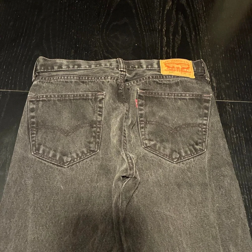 Levis 505 Regular Fit Black Faded Wash Denim Jeans Mens 33x32 00505-0260